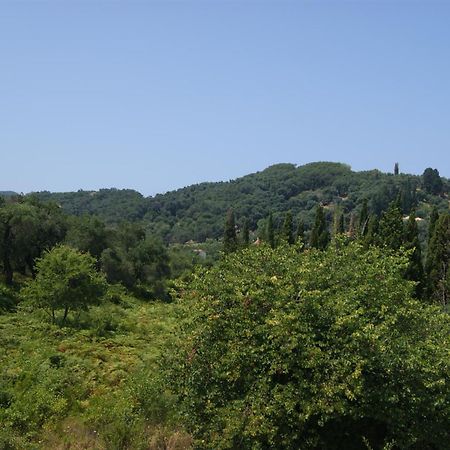 Villa Bouka Astrakeri Luaran gambar