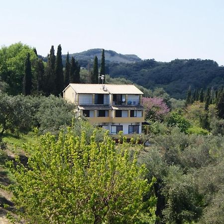 Villa Bouka Astrakeri Luaran gambar