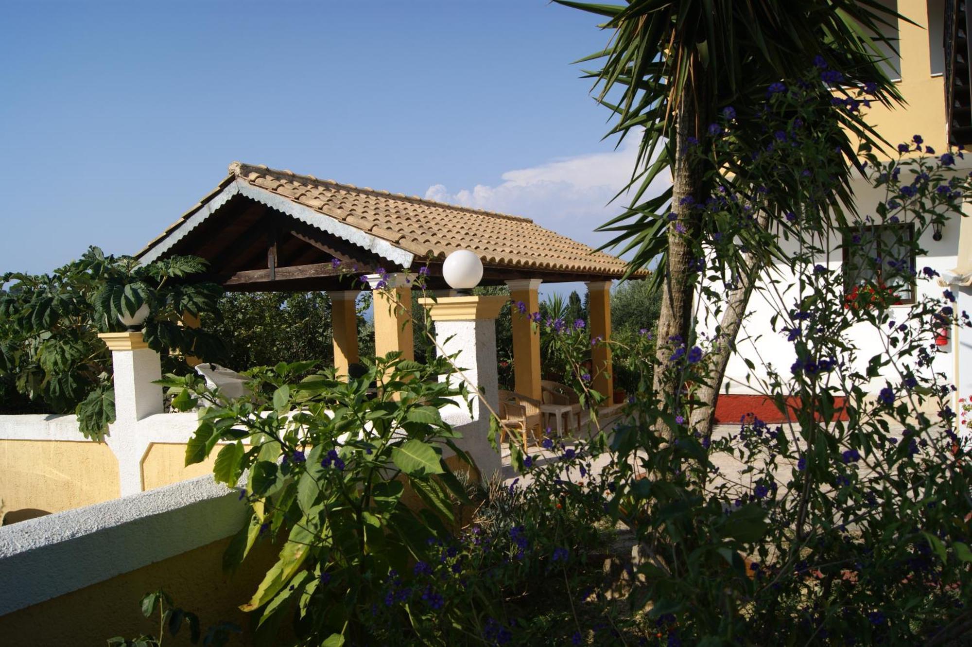 Villa Bouka Astrakeri Luaran gambar