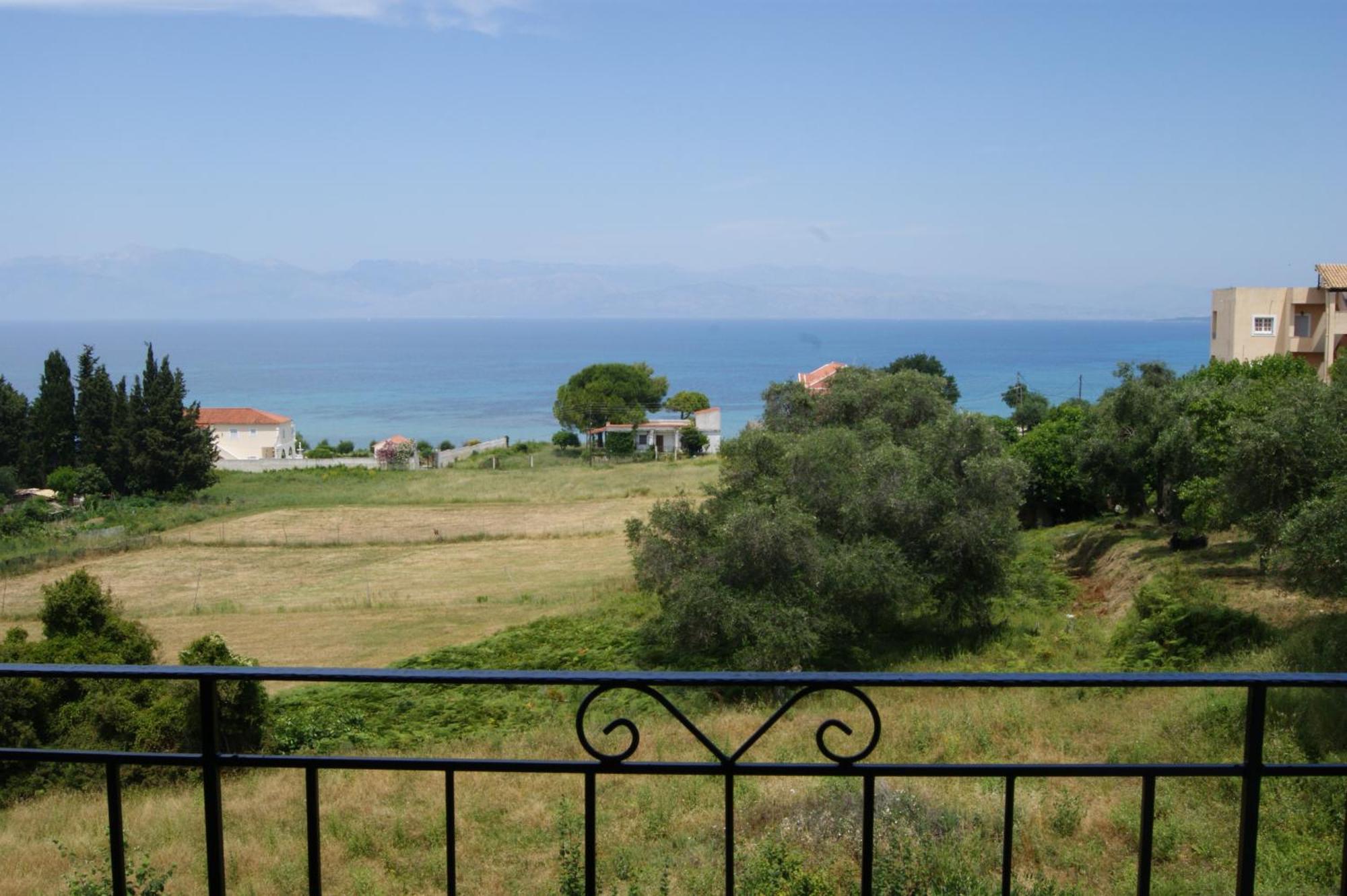 Villa Bouka Astrakeri Luaran gambar