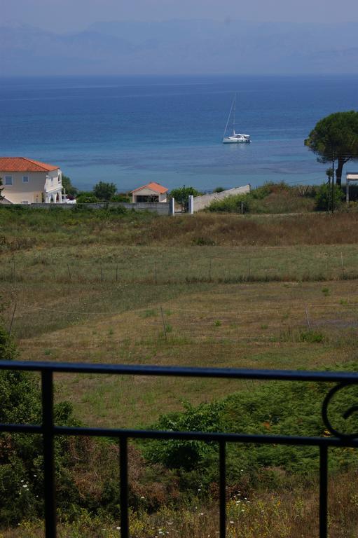 Villa Bouka Astrakeri Luaran gambar