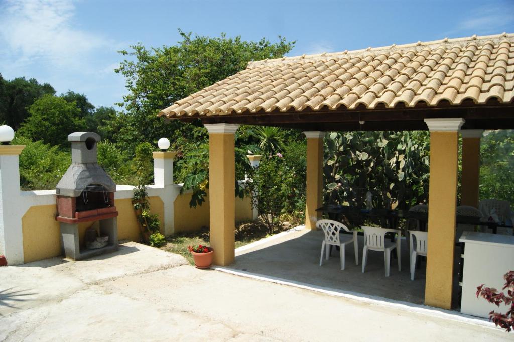 Villa Bouka Astrakeri Luaran gambar